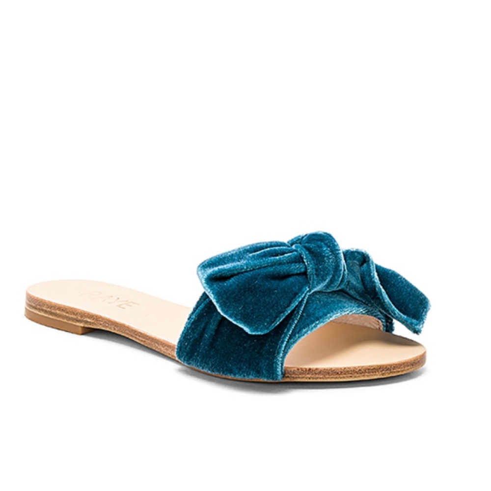 Raye Sandy Slide NWB Cerulean Velvet